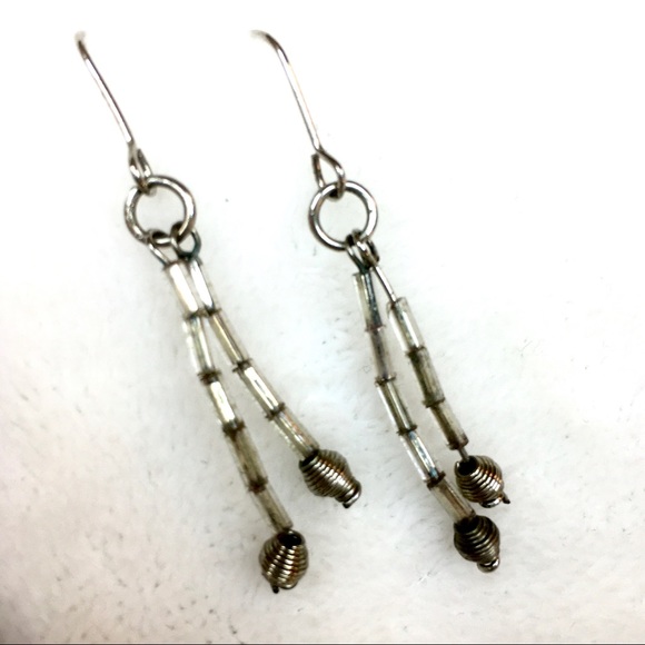 Lot of 4 Pairs of Boho Earrings - Picture 6 of 9